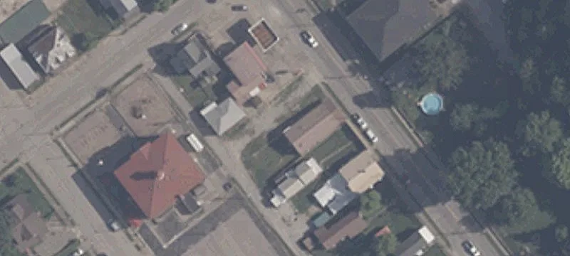 218 7th St
