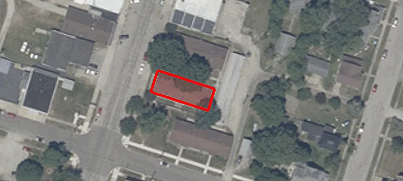 109 Grn 211th S Main St