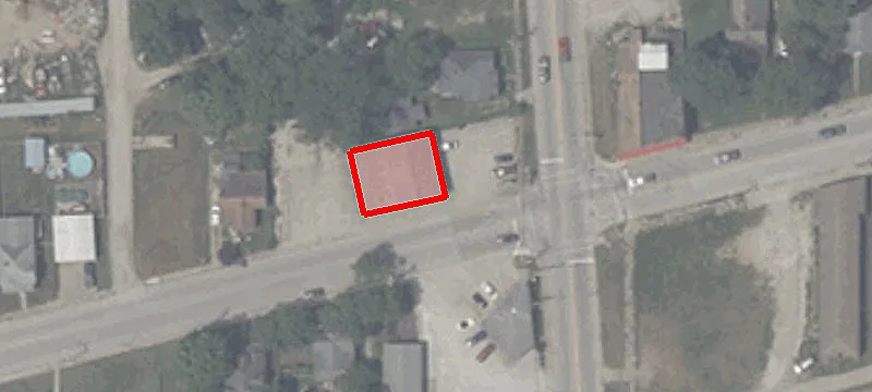 310 Paris Ave
