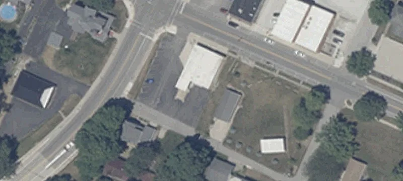 110 1st St