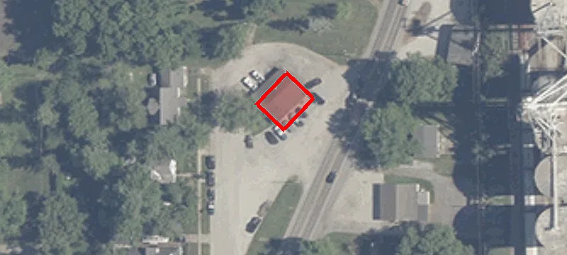 305 State Rd 43