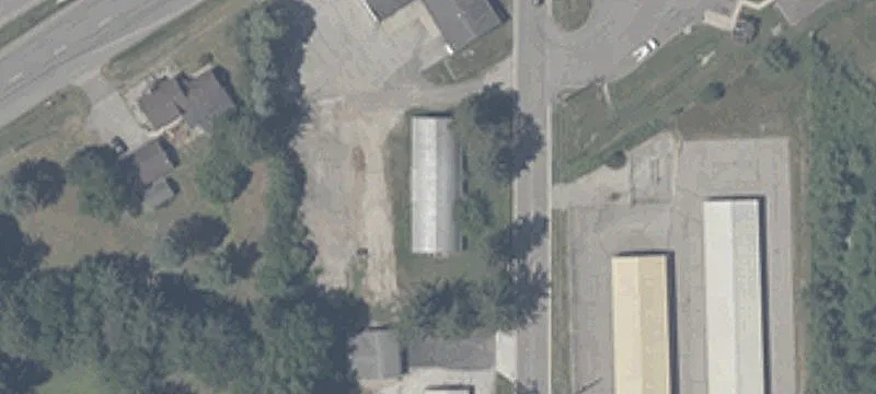 2204 12th E Lincolnway