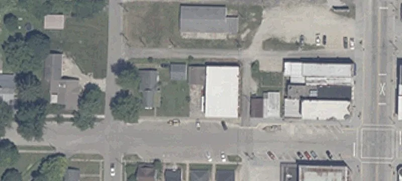 114 Henry St