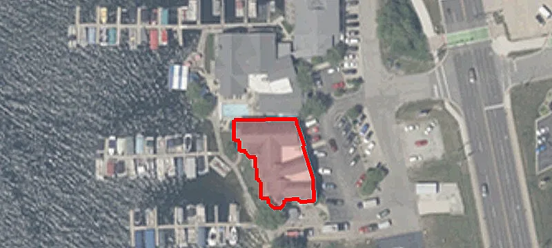1110 Lakeside St