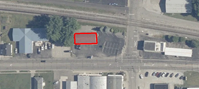 1127 Winona Ave