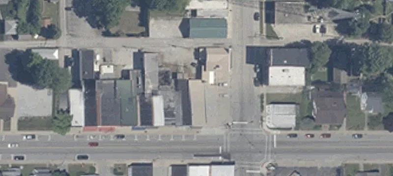 12 Main St