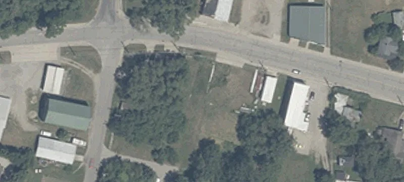 1377 Main St