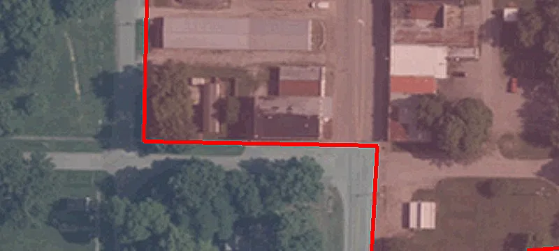 302 Main St