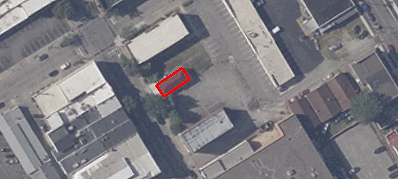 332 Spg St