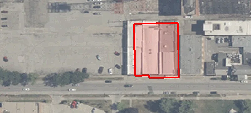 652 Walnut St