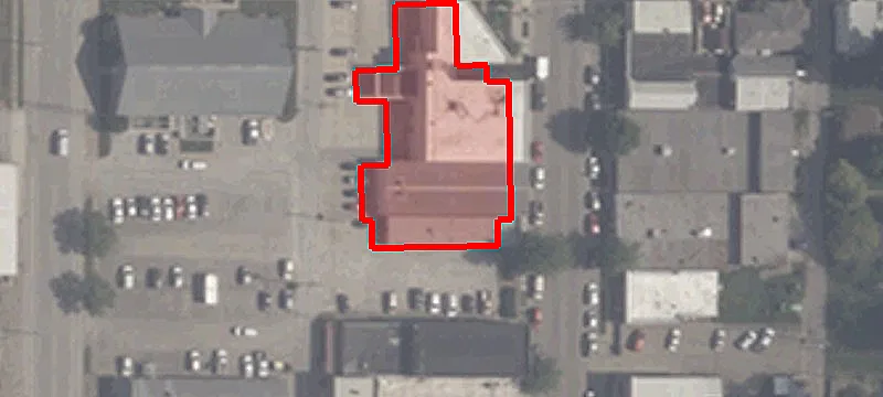 635 Main St