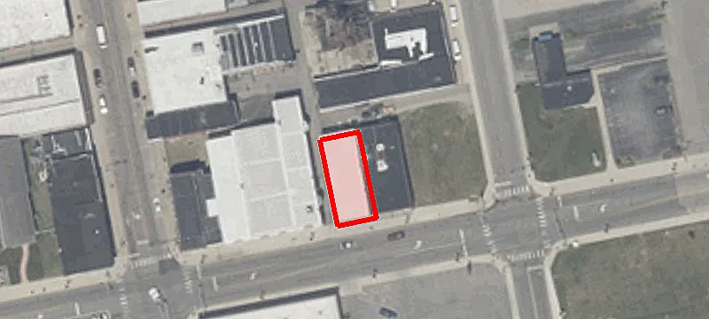 120 Monroe St