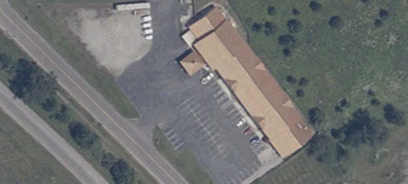 401 Outlet Blvd