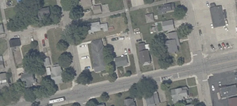 816 Monroe St