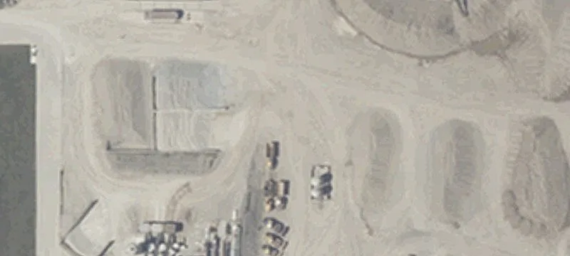 8801 County Rd 600th W