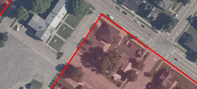 405 Main St