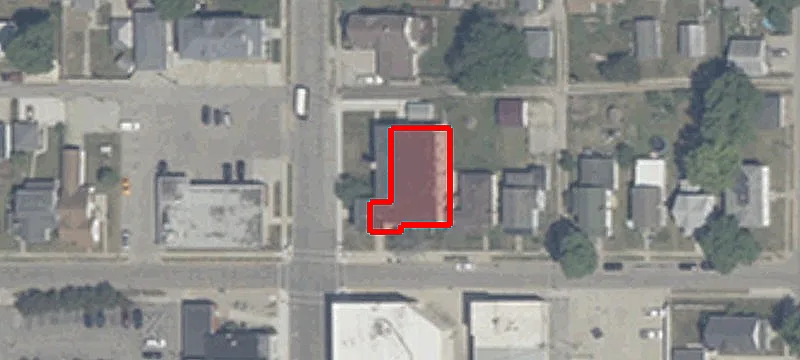 202 Ctr St