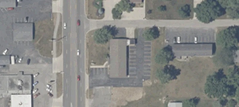 1085 Main St