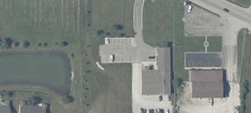 1557 Main St