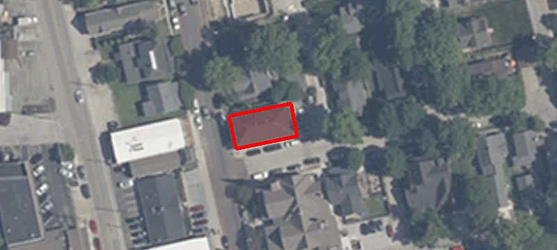 30 Poplar St