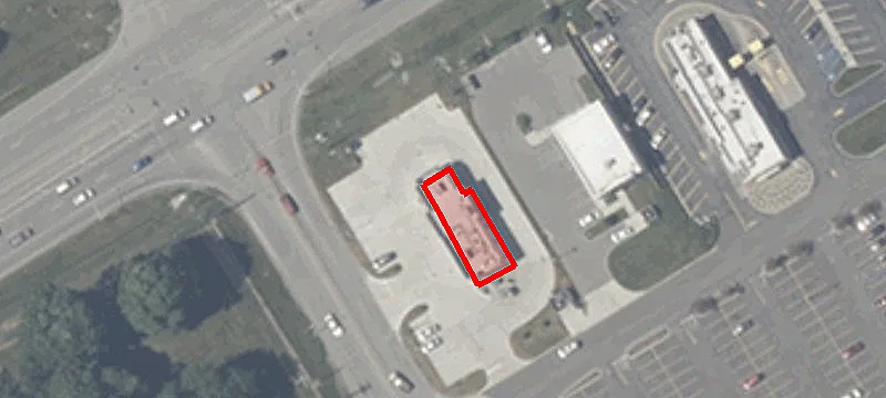 105 Boyd Blvd