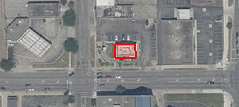221 Lasalle Ave