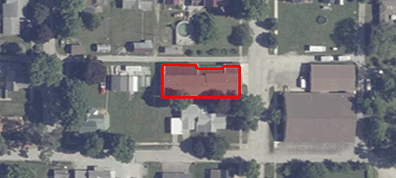 606 Main St