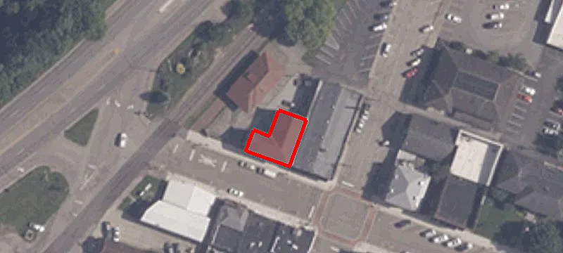 506 2nd St