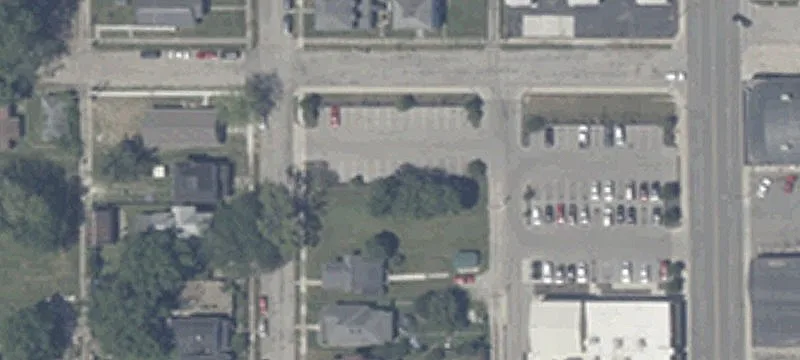 1302 Elm St
