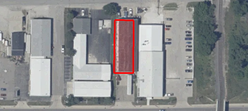 1213 Main St
