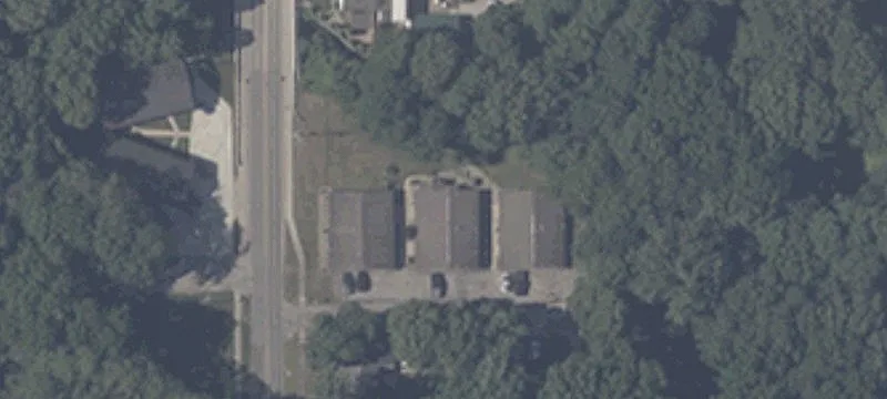 200 Gronert Ln