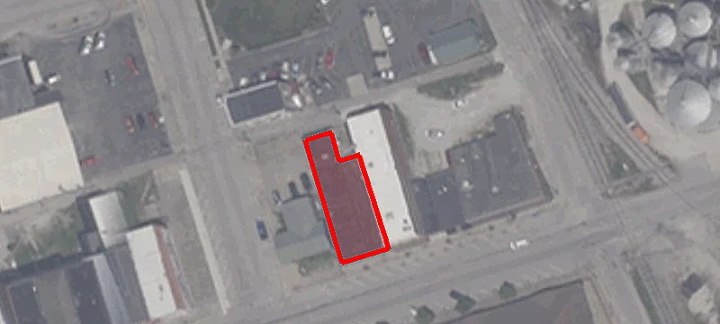 527 Main St
