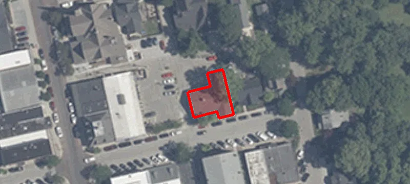 60 Cedar St