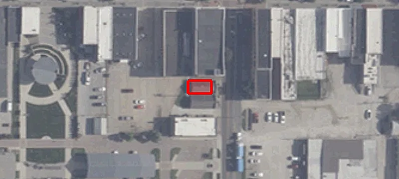 318 Main St