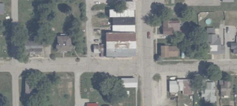 302 Main St