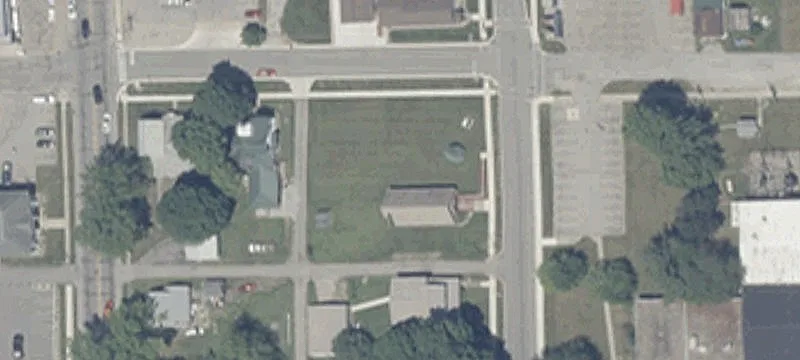 502 Poplar St