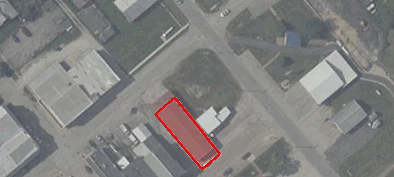 90 Main St
