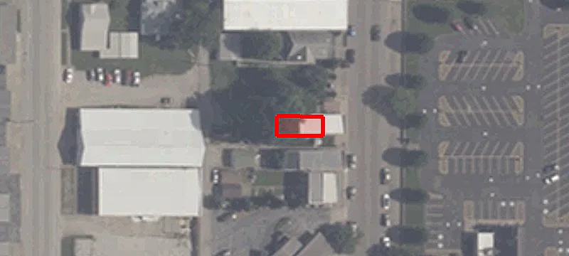833 Main St