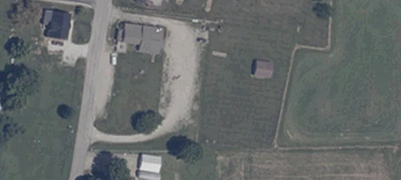 2105 County Rd 750th E