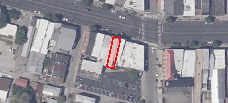101 Main St
