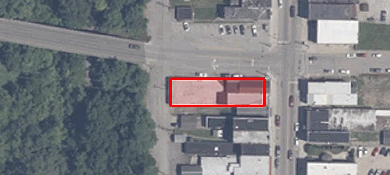 572 Main St