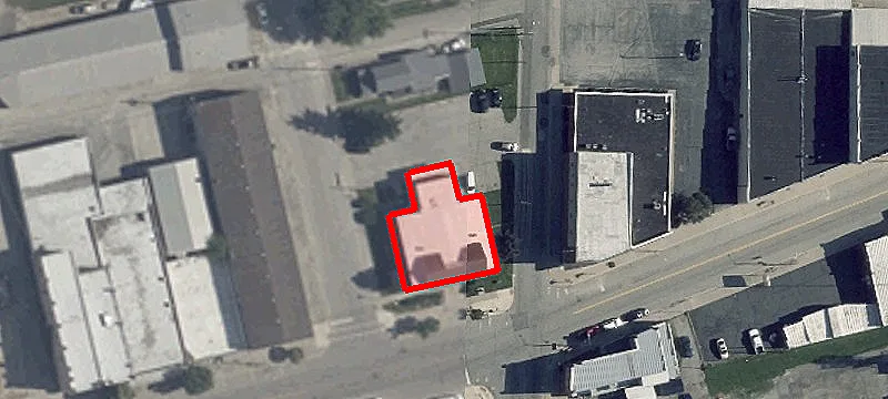 102 Pearl St