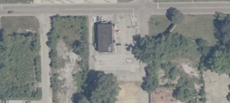324 Charles St