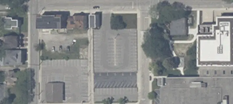 300 Blk W Charles St