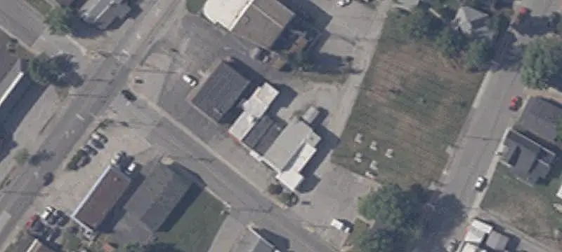 121 Utica St