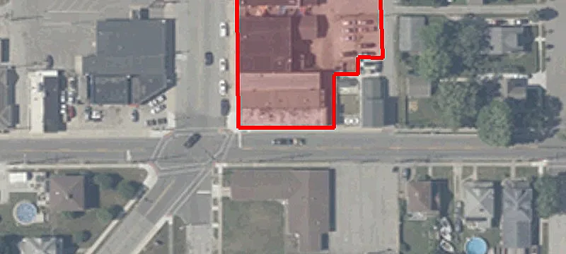 100 Main St