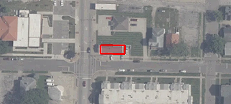 120 Main St