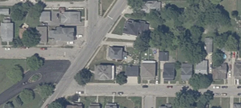 438 Bundy Ave