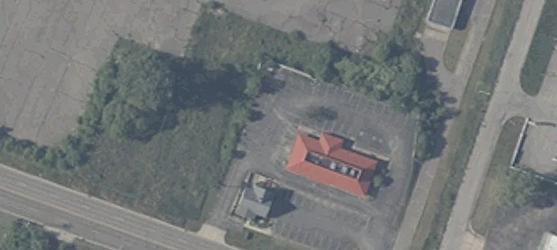 1916 Mounds Rd