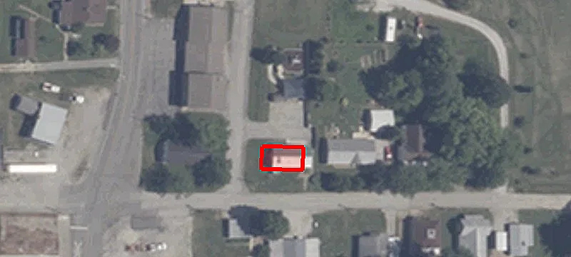 114 Oak St